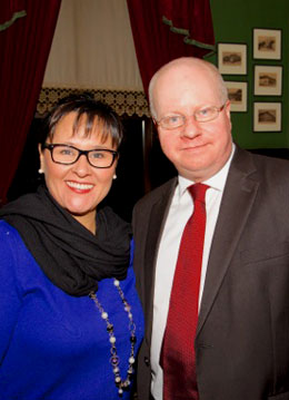 Leona Aglukkaq og Morten Høglund.