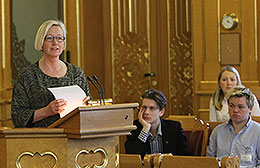 Samferdselsminister Marit Arnstad svarte på ungdommenes spørsmål.