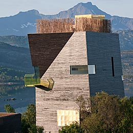 Hamsunsenteret. Foto: Ernst Furuhatt.