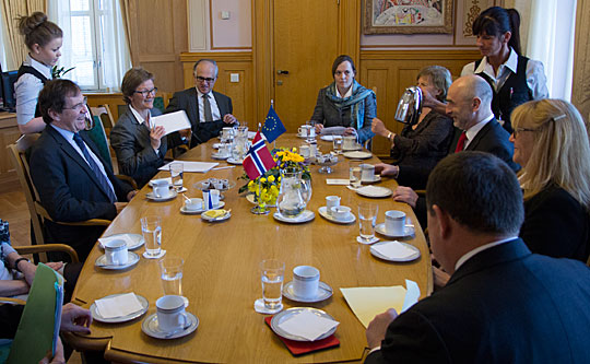 PACE-president Jean-Claude Mignon i møte på stortingspresidentens kontor.