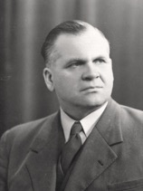 Messel, Syvert Tobiassen