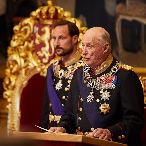 Kongen og kronprinsen under høytidelig åpning av Stortinget 2018. Foto: Stortinget.