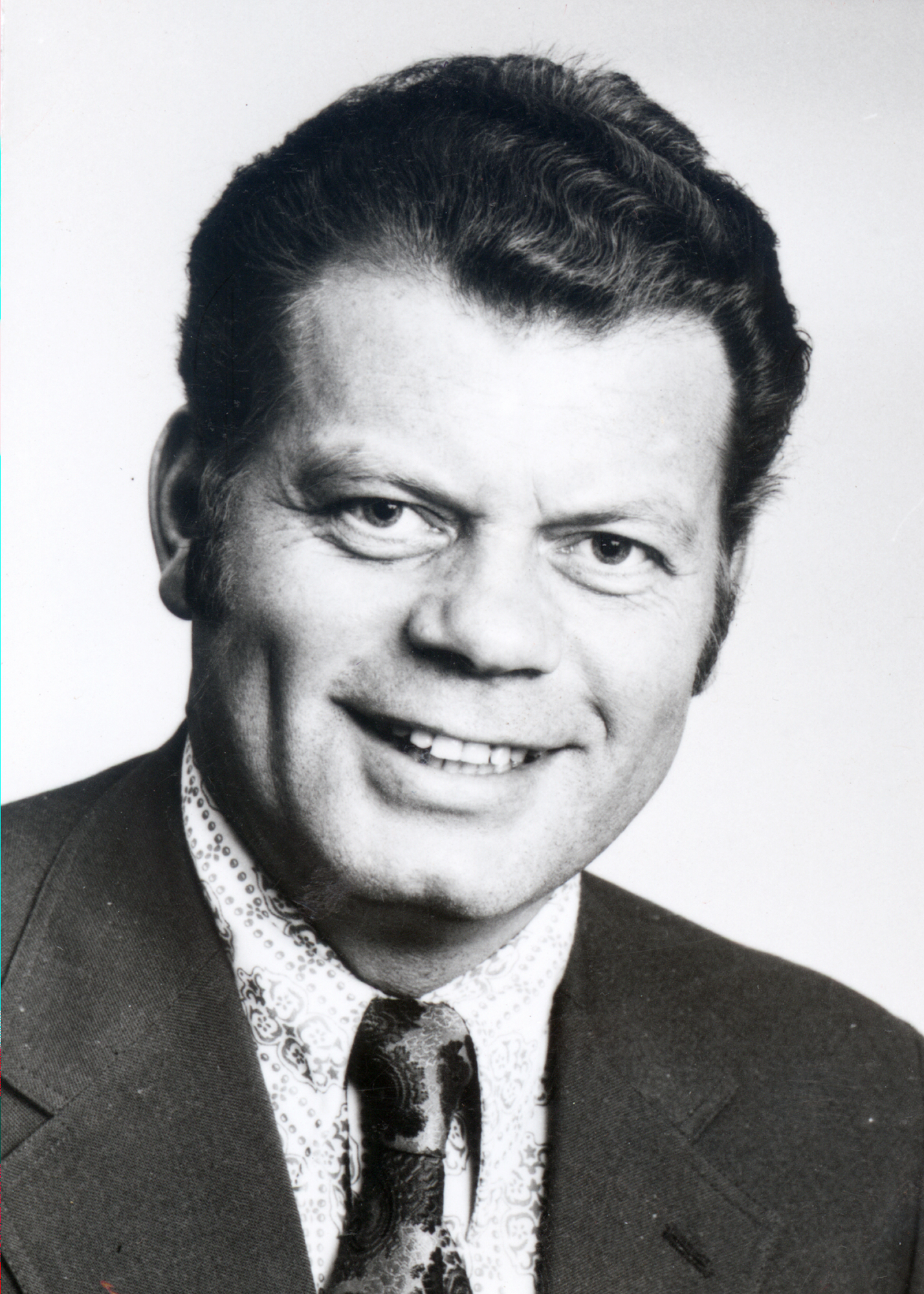 Portretter av stortingsrepresentanter - stortinget.no