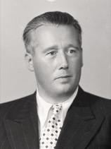 Sjaastad, Gustav Adolf