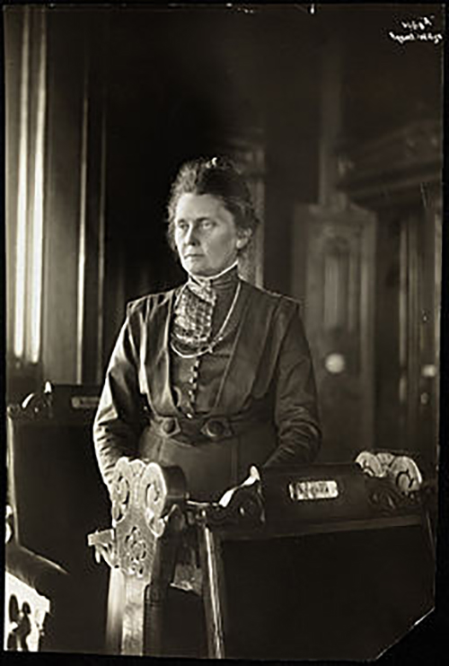 Anna Rogstad var selv med på å drive frem den endringen i stemmerettsreglene som ga henne anledning til å stille til valg i 1909. Foto: Stortinget/Szacinski.