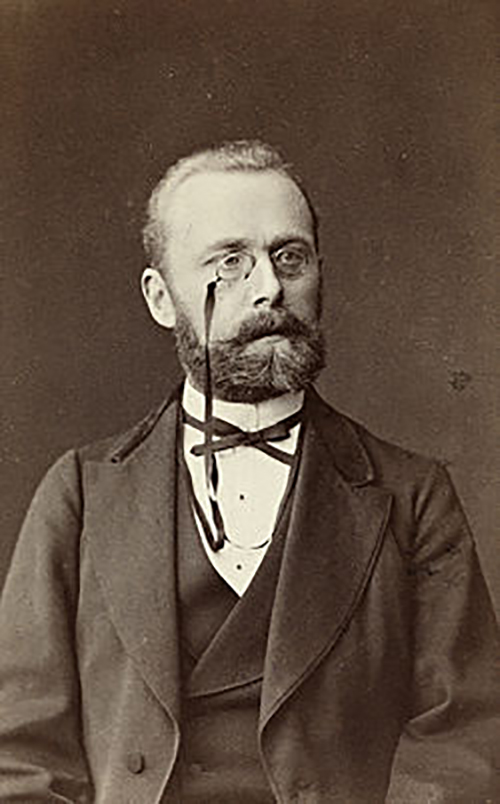 Viggo Ullmann fremmet forslaget om å oppheve jesuittparagrafen i 1892. Han var også med på å fremme det første forslaget om å gi kvinner stemmerett, i 1886. Foto: Ludwik Szacinski (Christiania), Nasjonalbiblioteket.