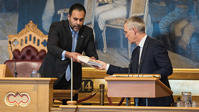 Minister of Finance Jens Stoltenberg hands the Government’s Fiscal Budget proposal to President of the Storting Masud Gharahkhani. Photo: Storting.