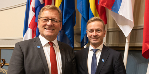 Jorodd Asphjell (left), President of the Nordic Council for 2023, and Helge Orten (right), Vice-President