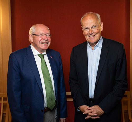 Nordisk råds visepresident Martin Kolberg og president Michael Tetzschner. Foto: Stortinget.