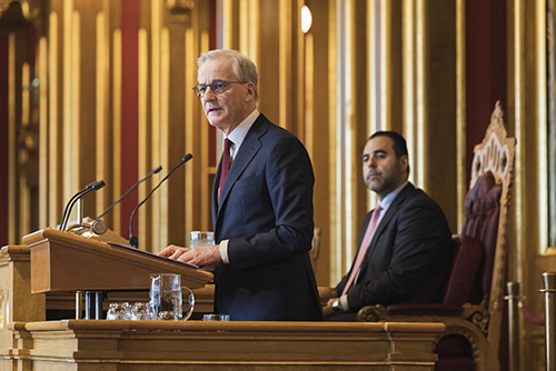 Statsminister Jonas Gahr Støre (A) redegjør om den sikkerhetspolitiske situasjonen for Stortinget 6. mars 2025.