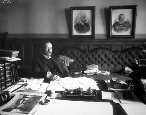Stortingets kontorsjef fra 1908 til 1913, Kristian Rasmus Arnet Olafsen