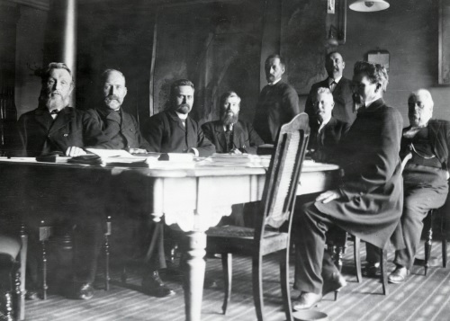 Kirkekomiteen 1900‒1903.