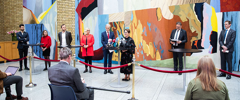 Pressekonferanse i Stortinget om koronaloven lørdag 21. mars 2020. Foto: Stortinget.