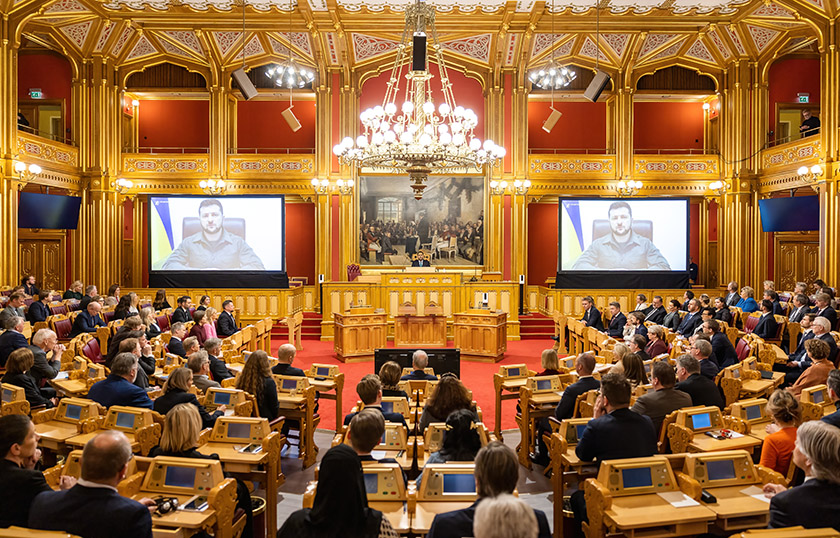 Ukraine’s president, Volodymyr Zelensky, addressed MPs and members of the Government on 30th March. Photo: Storting.