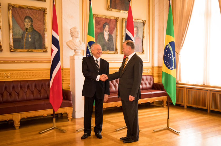 Brasils president Michel Temer og stortingspresident Olemic Thommessen i Eidsvollsgalleriet. Foto: Stortinget