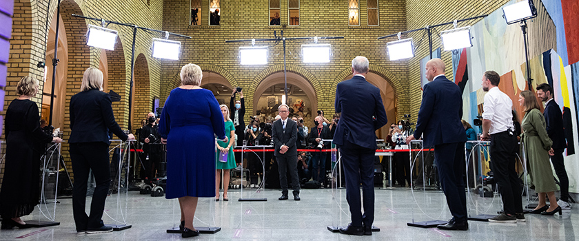 Partilederrunden på Stortinget under valgnatt 2021.