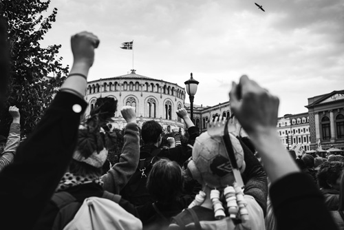 Klimabrølet 2019. Foto fra demonstrasjon utenfor Stortinget