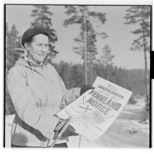 Magnhild Hagelia på skidag med Stortinget.