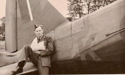 Per Hysing-Dahl fotografert etter oppdraget over Frankrike. Foto: Utlånt av Pat Newhouse. (Bildet er tatt av hennes far, ‘Lucky’ Newhouse, som var pilot samtidig som Per Hysing-Dahl.)  